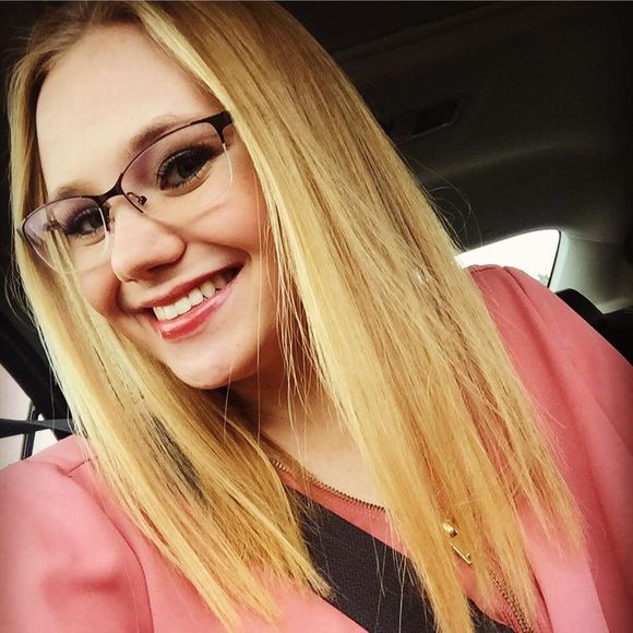 Meet your Posher, Brianna - Picture 1 of 1